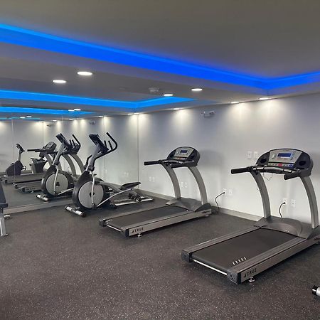 Super 8 By Wyndham Baltimore Northwest Ngoại thất bức ảnh