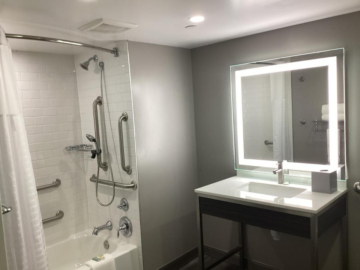 Super 8 By Wyndham Baltimore Northwest Ngoại thất bức ảnh