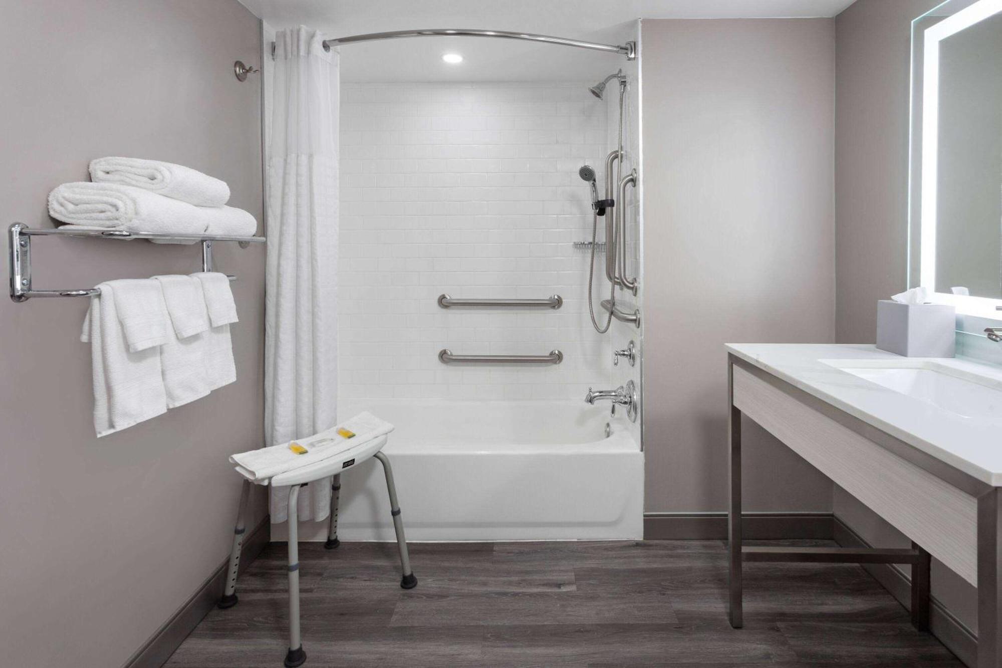 Super 8 By Wyndham Baltimore Northwest Ngoại thất bức ảnh